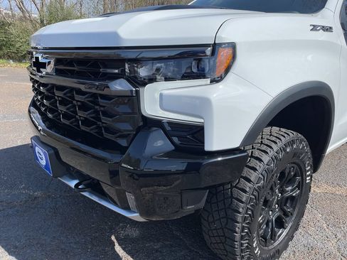 Used 2024 Chevrolet Silverado 1500 ZR2 w/ Dark Appearance Package AWD/4WD image 11