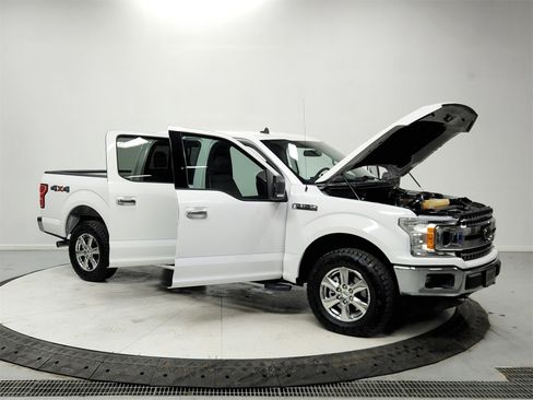 Used 2019 Ford F150 XLT w/ Equipment Group 302A Luxury image 9