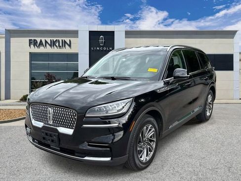 Certified 2023 Lincoln Aviator 2WD image 3