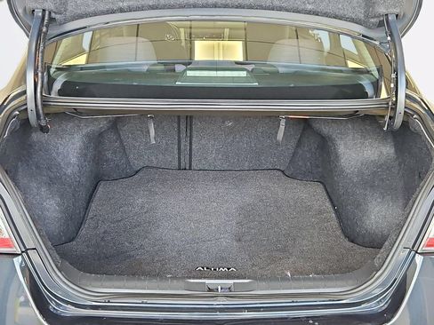 Used 2015 Nissan Altima 2.5 SV w/ Convenience Package FWD image 24