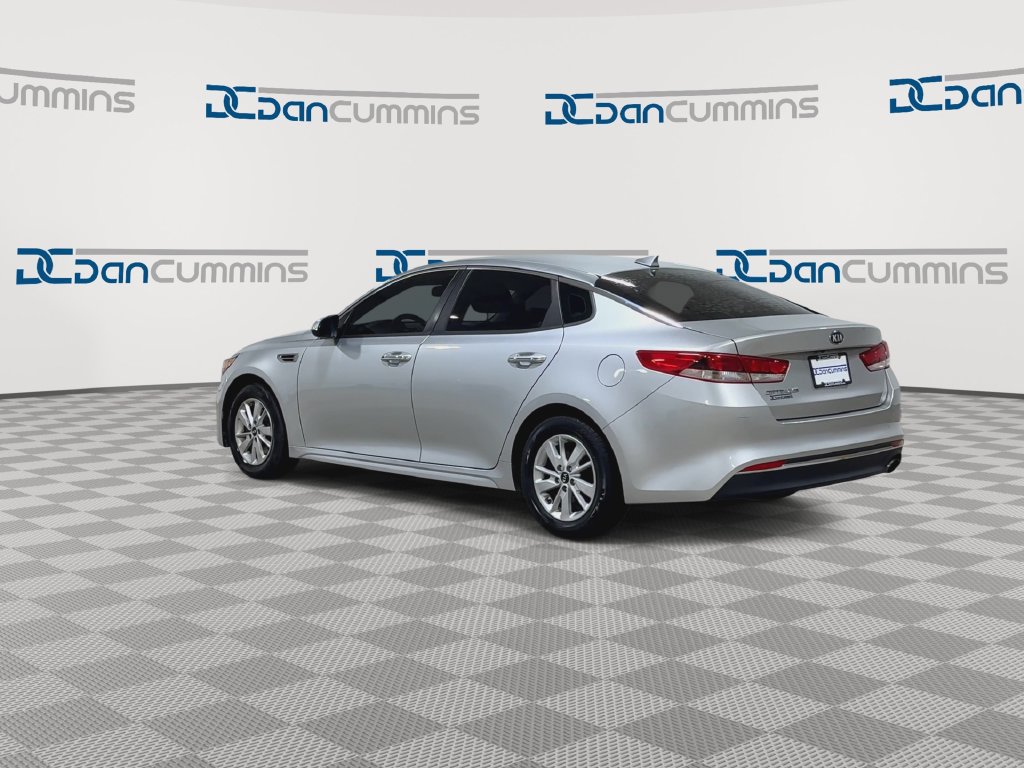 Used 2017 Kia Optima LX FWD image 6