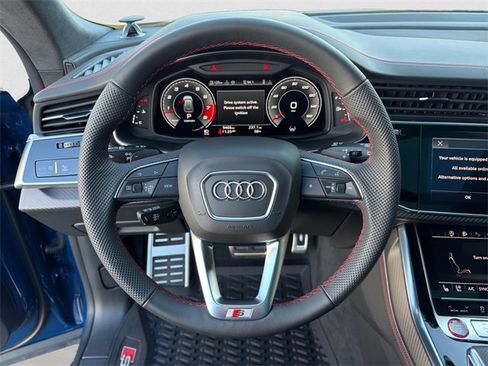 Used 2025 Audi SQ8 Prestige image 11