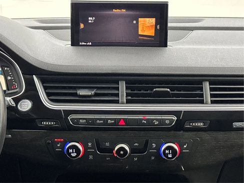 Used 2019 Audi Q7 3.0T Premium Plus image 19