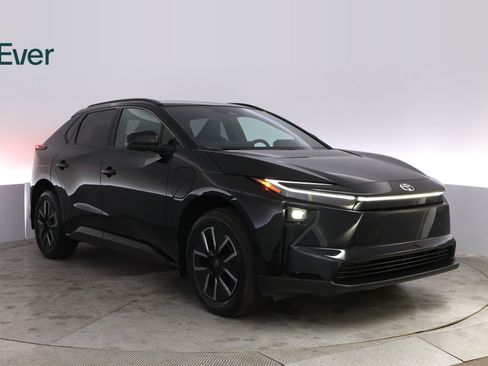 Used 2026 Toyota bZ FWD image 13