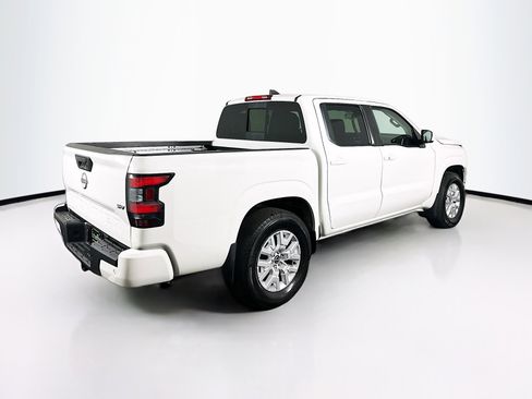 Used 2024 Nissan Frontier SV w/ SV Convenience Package image 9
