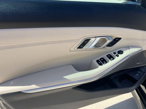 Used 2021 BMW 330i Sedan w/ Convenience Package image 13