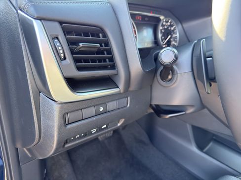 New 2026 Nissan Rogue SV w/ Cold Weather Package AWD/4WD image 14