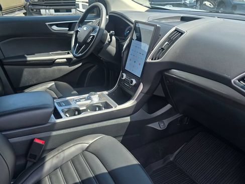 Certified 2024 Ford Edge SEL w/ Convenience Package AWD/4WD image 19