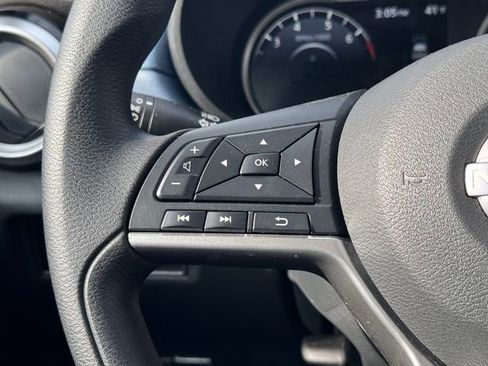 New 2025 Nissan Versa SV w/ Trunk Package FWD image 16