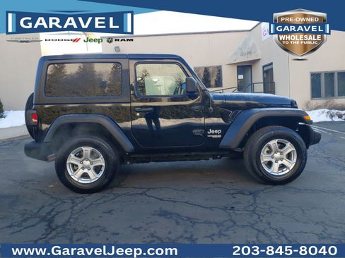 Used 2019 Jeep Wrangler Sport S image 37