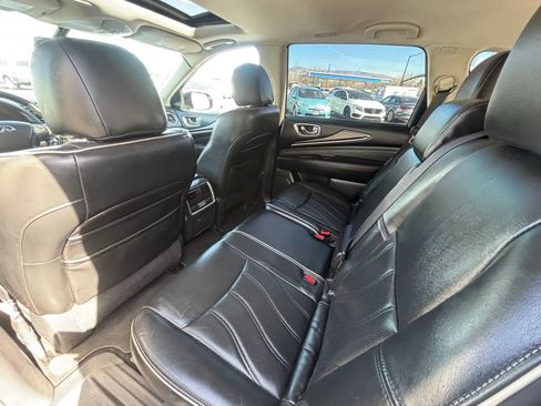 Used 2018 INFINITI QX60 3.5 Sport Utility 4D w/ Premium Package image 17