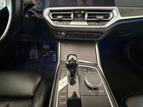 Used 2022 BMW 330i xDrive Sedan w/ Premium Package 2 image 15