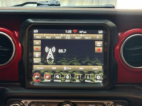 Used 2023 Jeep Gladiator Rubicon w/ LED Lighting Group image 14