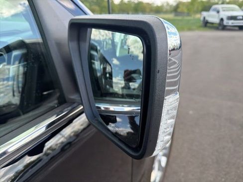 Used 2022 Ford F150 Platinum w/ Equipment Group 701A High AWD/4WD image 7