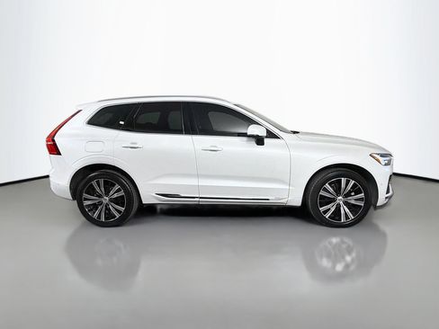 Certified 2023 Volvo XC60 B5 Plus w/ Climate Package AWD/4WD image 5