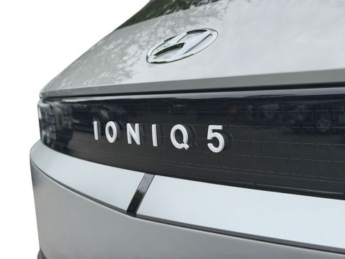 Used 2023 Hyundai Ioniq 5 SEL AWD/4WD image 35