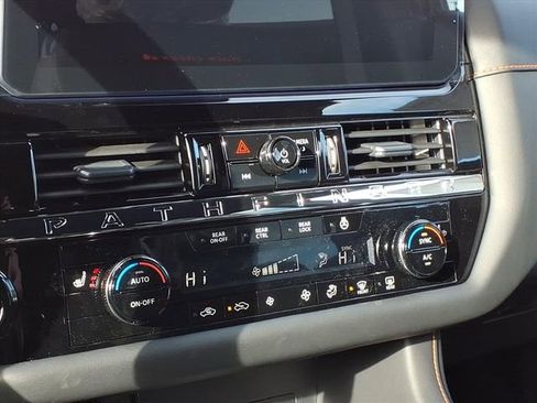 New 2026 Nissan Pathfinder SV image 11