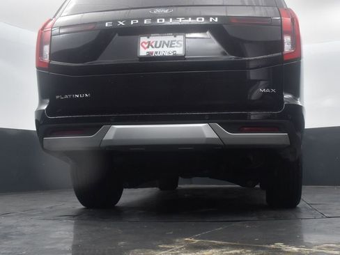 Used 2025 Ford Expedition Max Platinum AWD/4WD image 50