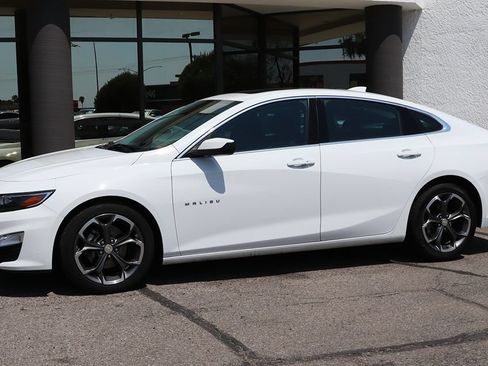Used 2023 Chevrolet Malibu LT FWD image 7