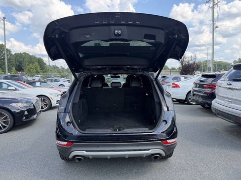 Used 2017 Lincoln MKC Premiere FWD image 10