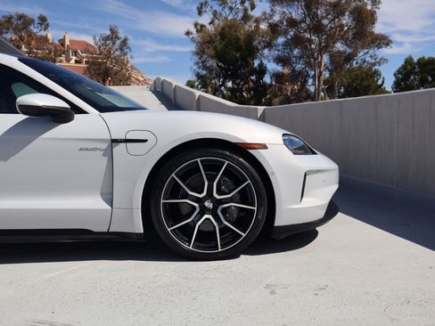 Certified 2025 Porsche Taycan w/ Storage Package RWD image 11