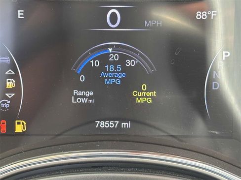 Used 2021 Jeep Grand Cherokee Limited image 17