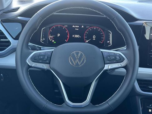 New 2026 Volkswagen Taos SEL AWD/4WD image 19