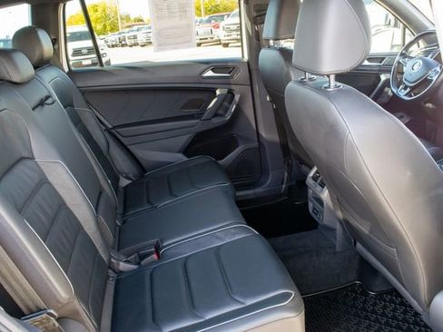 Used 2019 Volkswagen Tiguan SEL Premium R-Line image 22