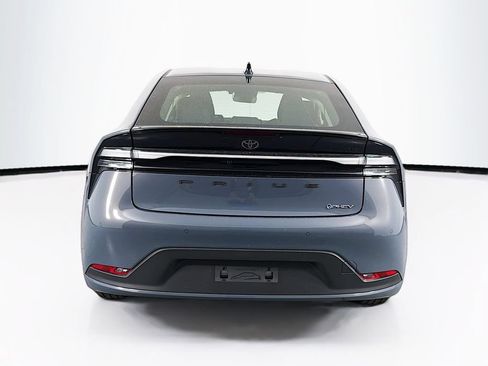 New 2026 Toyota Prius Plug-In Hybrid FWD image 7