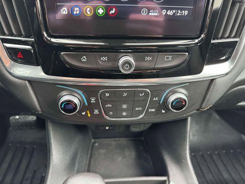 Used 2021 Chevrolet Traverse LT AWD/4WD image 28