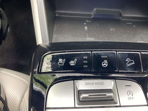 Used 2024 Hyundai Tucson Limited FWD image 16
