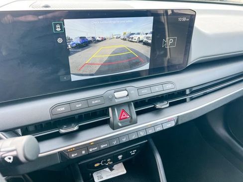 Certified 2025 Kia K4 LXS image 23