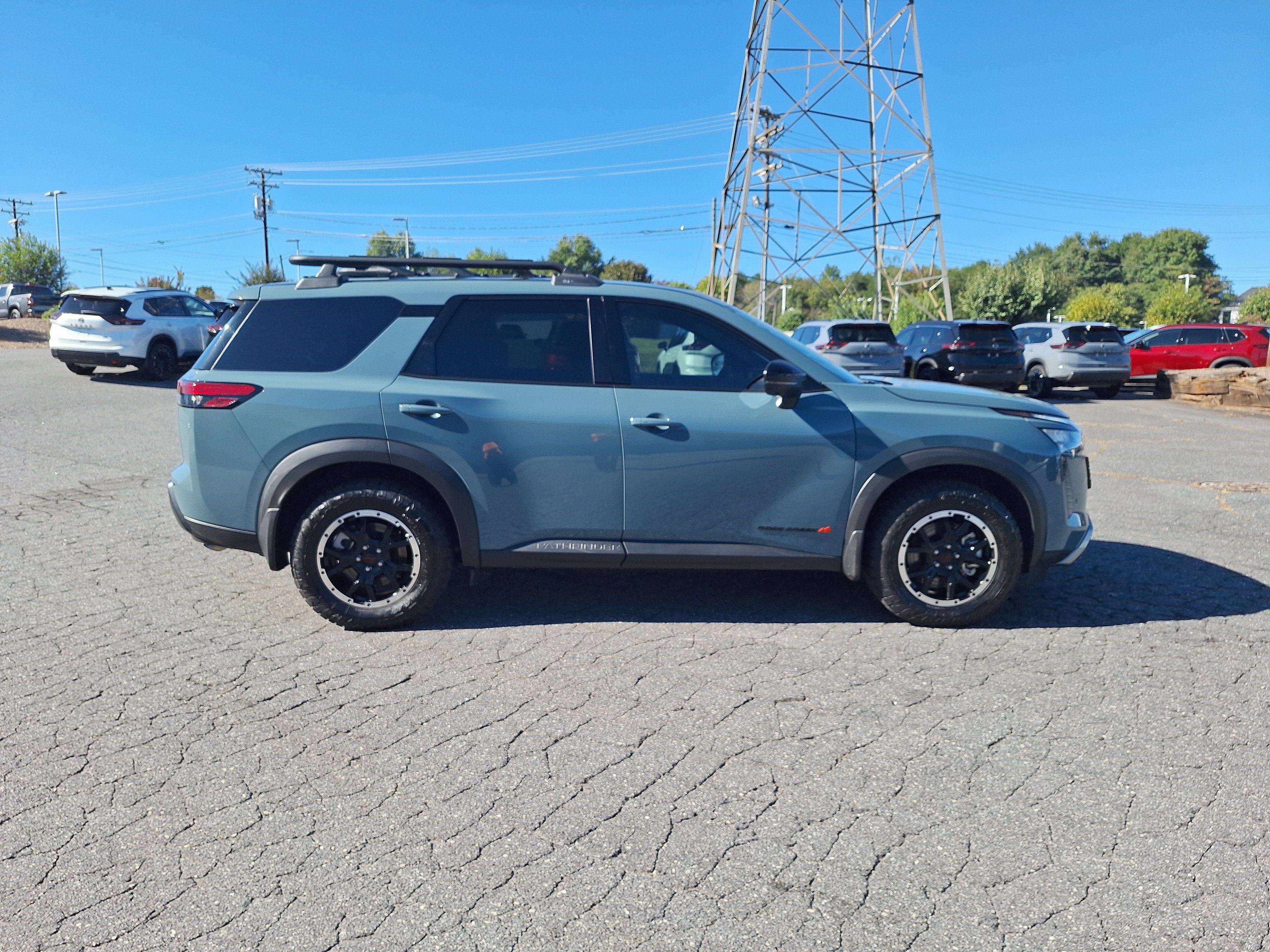 Certified 2026 Nissan Pathfinder Rock Creek w/ Rock Creek Premium Package AWD/4WD image 4