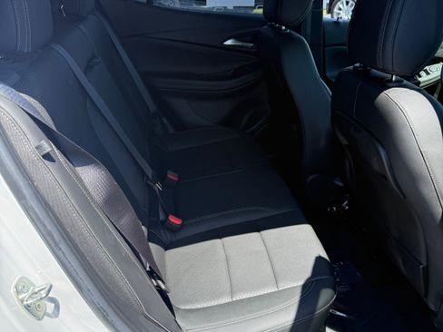 Used 2023 Buick Encore GX Essence w/ Experience Buick Package FWD image 10