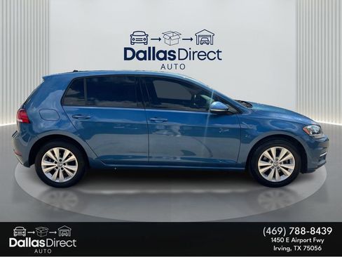 Used 2021 Volkswagen Golf TSI image 5