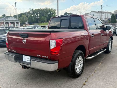 Used 2018 Nissan Titan SV AWD/4WD image 6