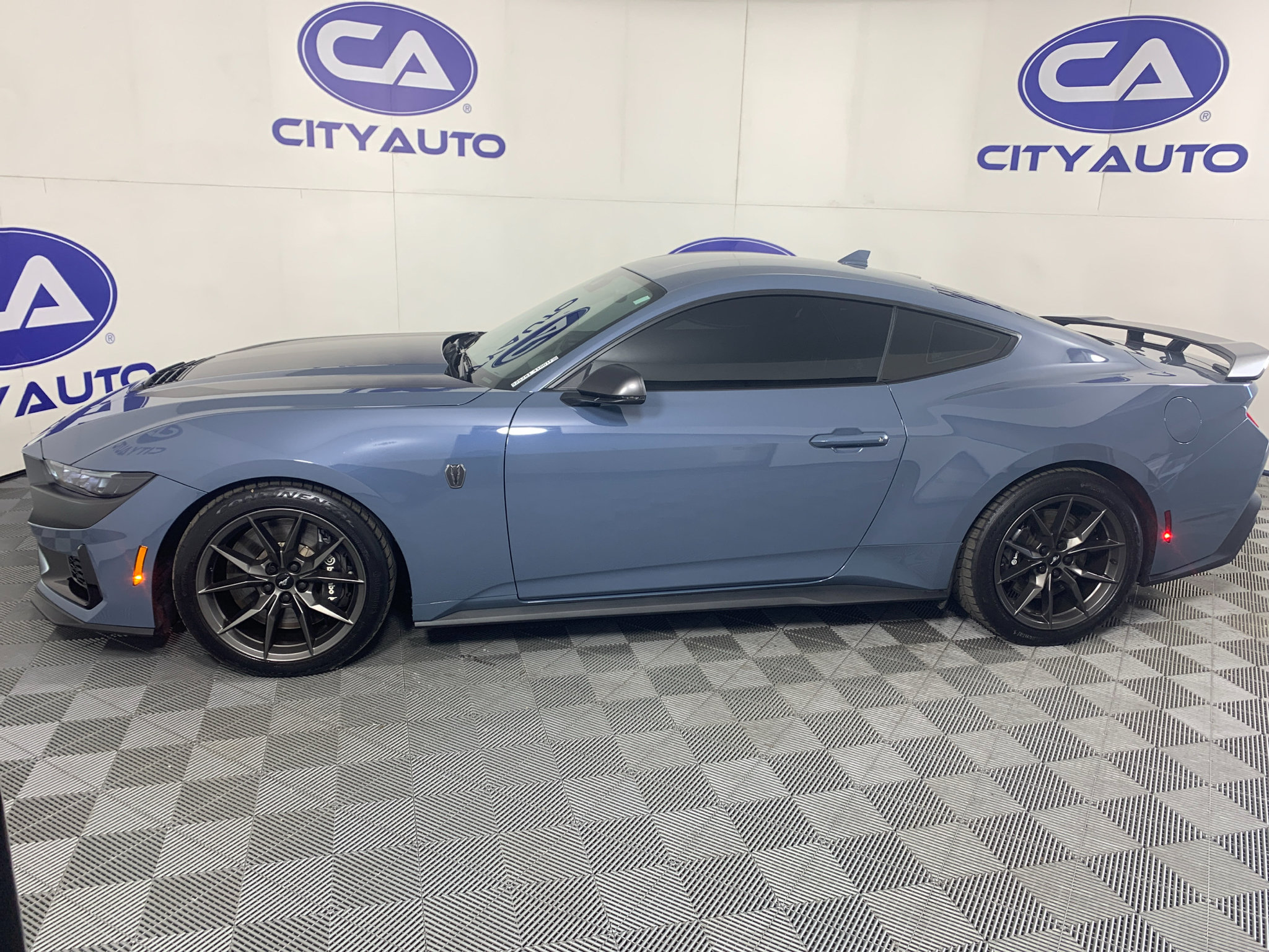 Used 2024 Ford Mustang Dark Horse RWD image 6
