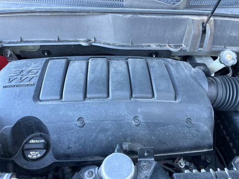 Used 2017 Chevrolet Traverse LT image 22