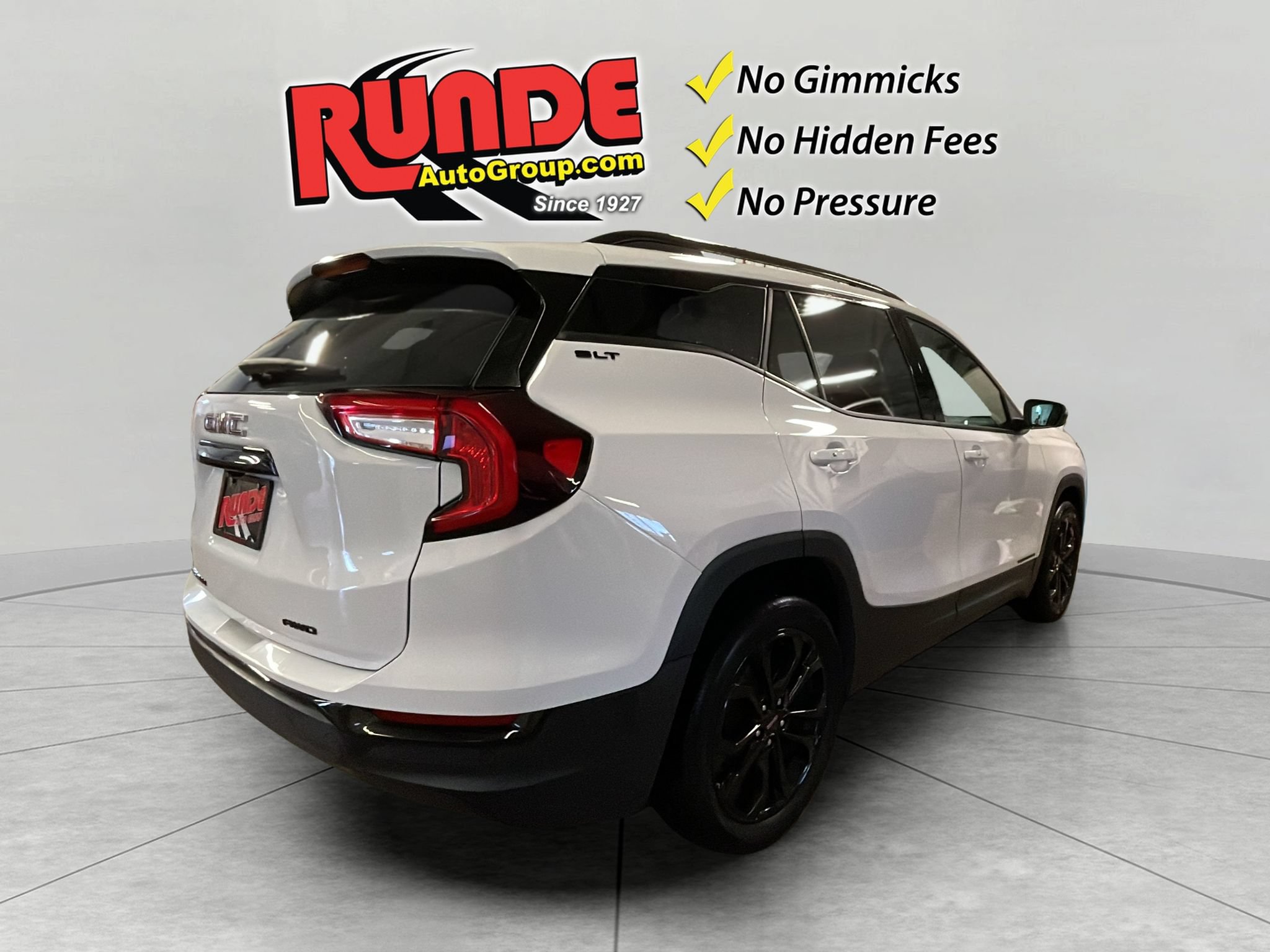 Used 2022 GMC Terrain SLT w/ Infotainment Package II AWD/4WD image 6