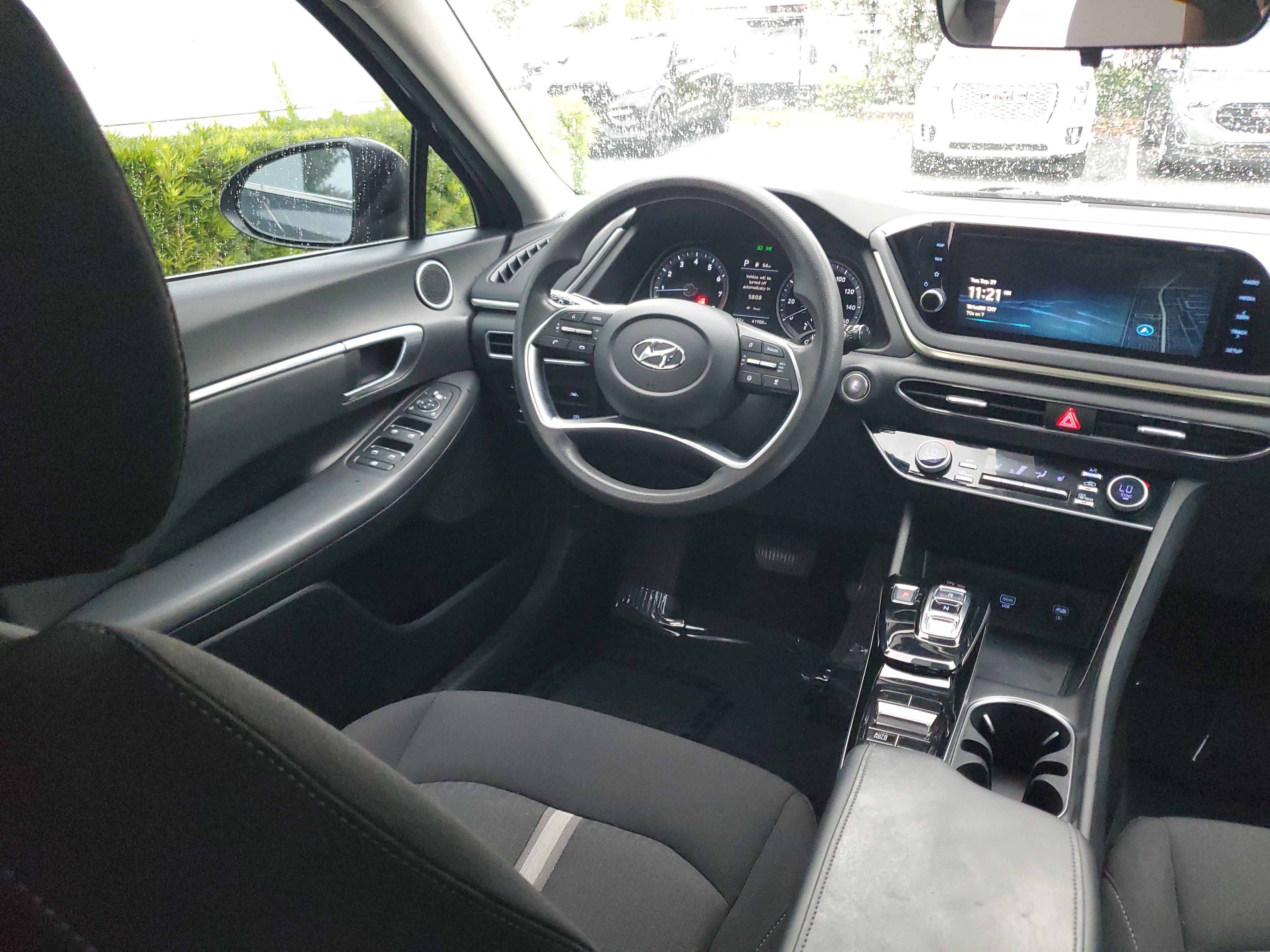 Used 2023 Hyundai Sonata SEL FWD image 12