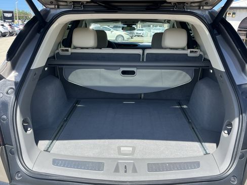 Certified 2023 Cadillac XT5 Premium Luxury FWD image 12