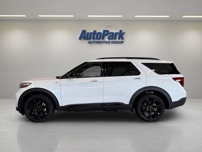 Used 2024 Ford Explorer ST-Line w/ Class IV Trailer Tow Package