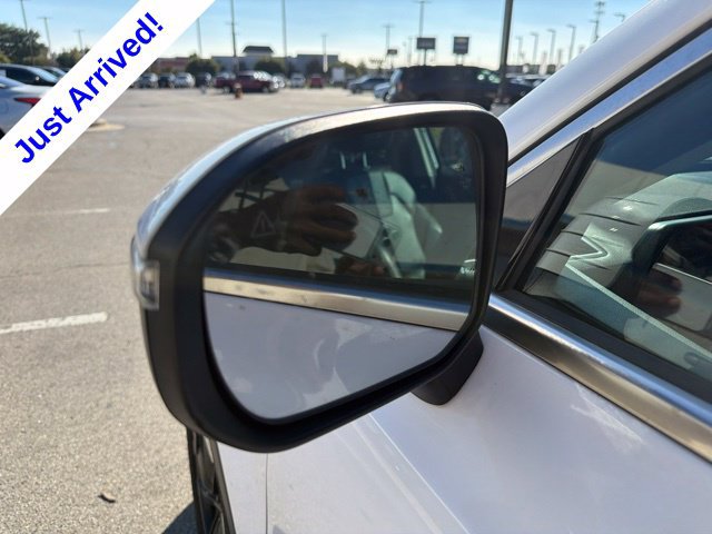 Used 2025 Kia Telluride S FWD image 12