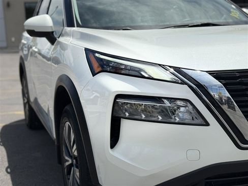 Used 2021 Nissan Rogue SV AWD/4WD image 10