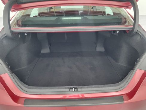 Used 2018 Toyota Camry SE w/ Moonroof Package image 27