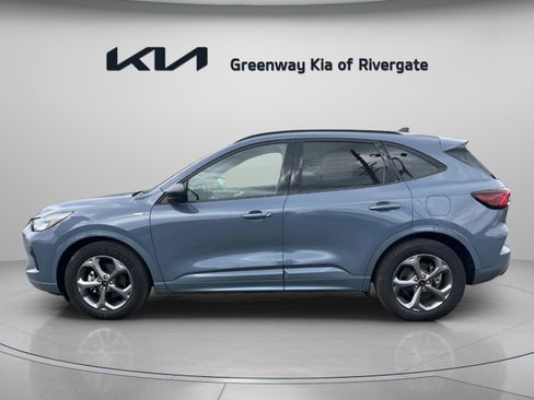 Used 2023 Ford Escape ST-Line w/ Tech Pack #1 FWD image 4
