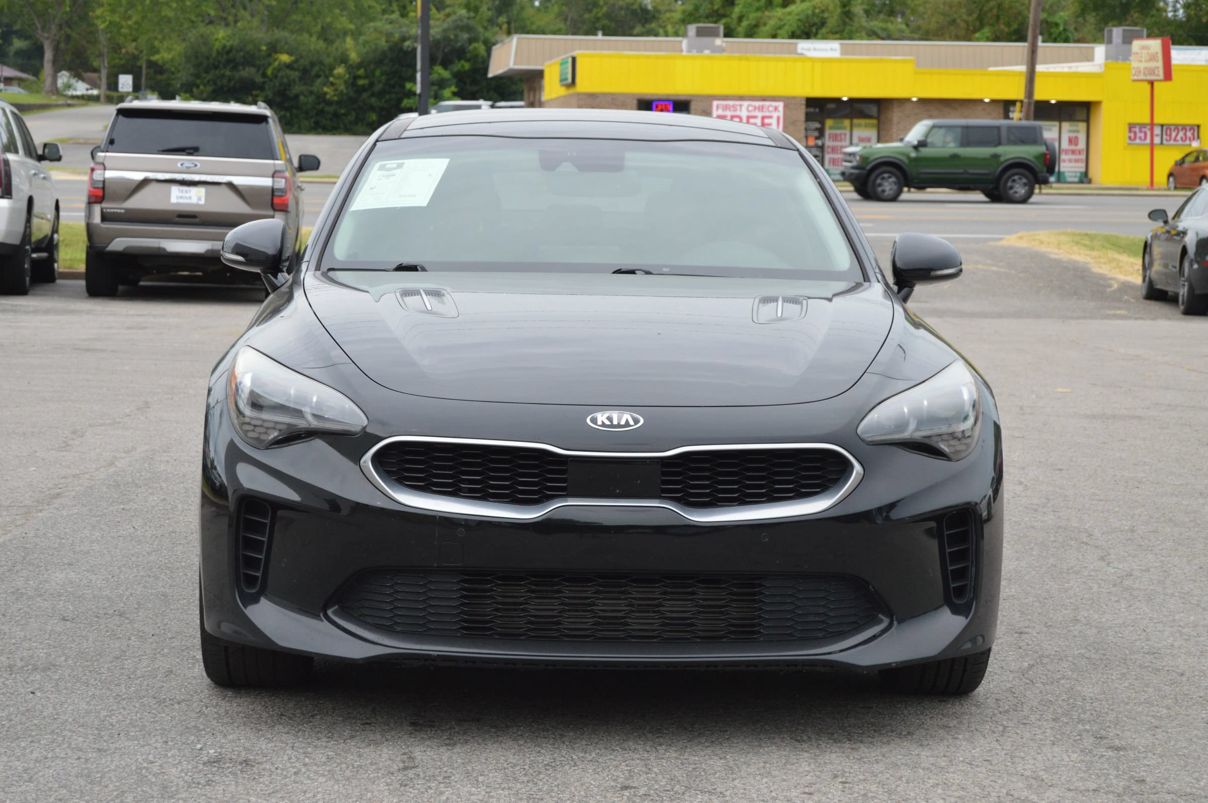 Used 2019 Kia Stinger Premium RWD image 3
