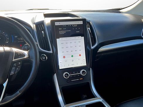 Used 2022 Ford Edge SEL w/ Convenience Package image 6