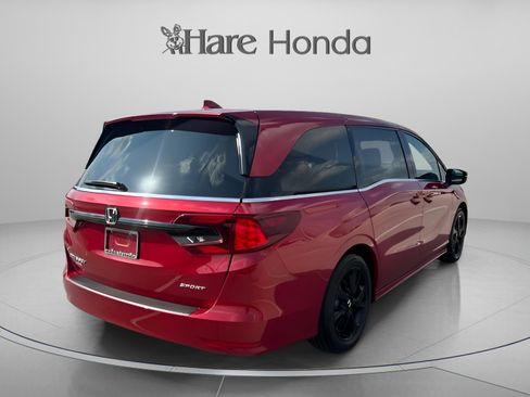 Certified 2023 Honda Odyssey Sport image 5