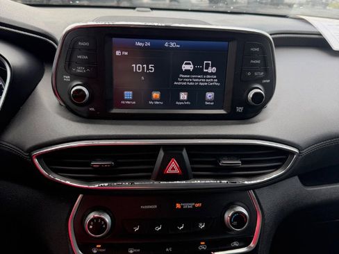 Used 2019 Hyundai Santa Fe SE FWD image 11